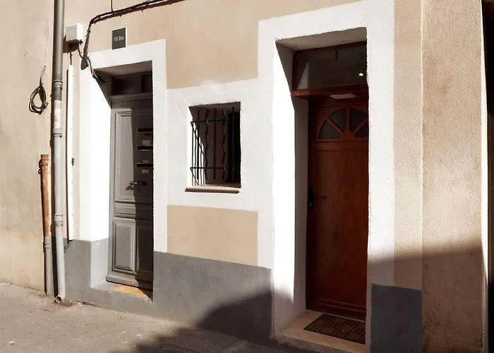 ღurban Cocon Parking Centre Historique Manosque